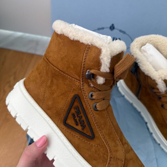 NWT Prada Winter Boots In Cognac Brown Suede Leather Shearling Lace Up - Picture 5 of 10